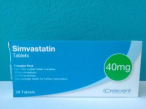 UK-SIMVASTATIN 40MG X 28 TABS