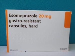 UK-ESOMEPRAZOLE GASTRO-RESISTANT 20MG X 28 CAPS